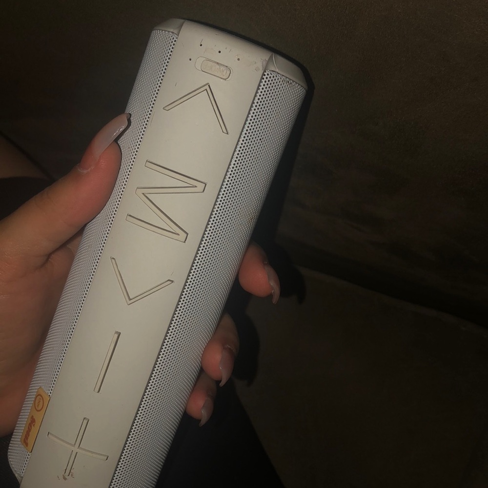 speaker